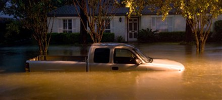 Illustration for article titled Turn Around Don't Drown: Houston Street Flooding Mega-Gallery